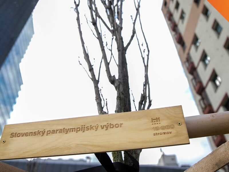 Laserované outdoorové tabuľky