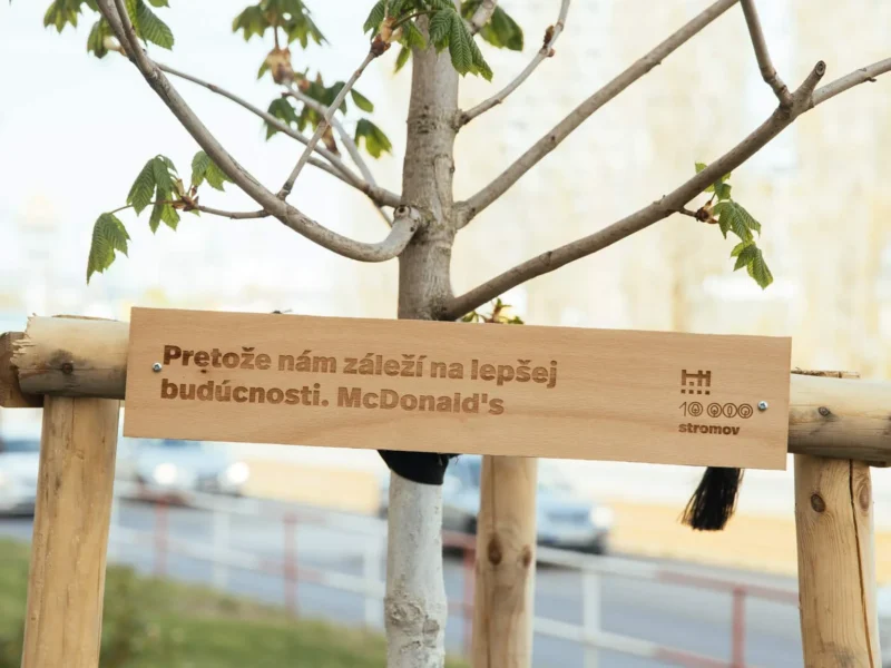 Laserované outdoorové tabuľky